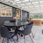 בית נופש Renovated Retreat In Marielyst - By Traum