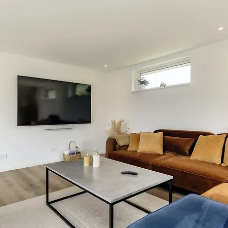 Renovated Retreat In Marielyst - By Traum * Bøtø By